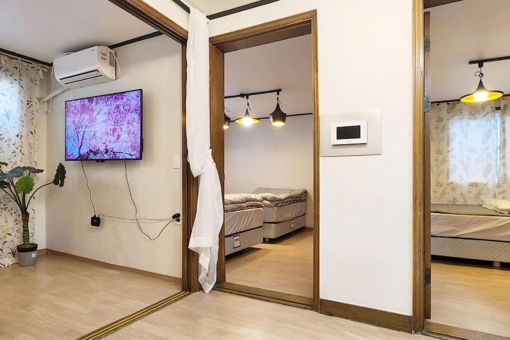 Hongdae Yeontral Park Exit7 K-7 Apartment